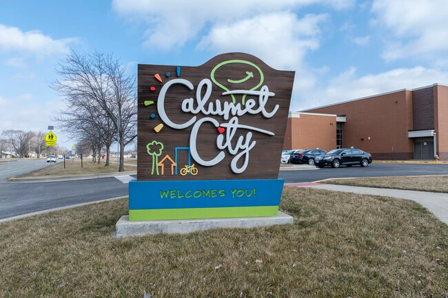 Welcome sign for Calumet City, Illinois, featured in an article about selling houses fast with Eazy Home Buyers.